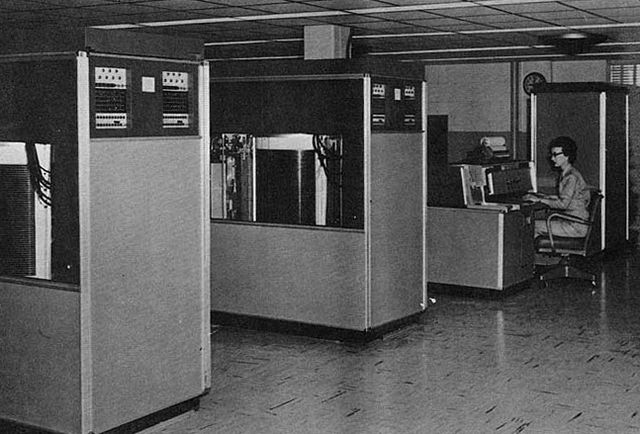 640px BRL61 IBM 305 RAMAC